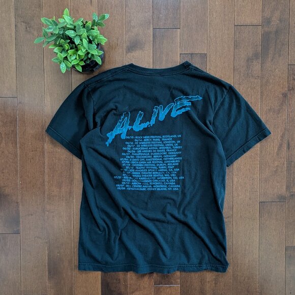 DAFT PUNK 2007 ALIVE TOUR VINTAGE TSHIRT - Picture 3 of 3